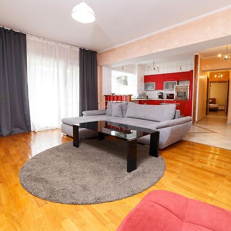 Color Apartments Unirii 14 Blv Букурещ Екстериор снимка