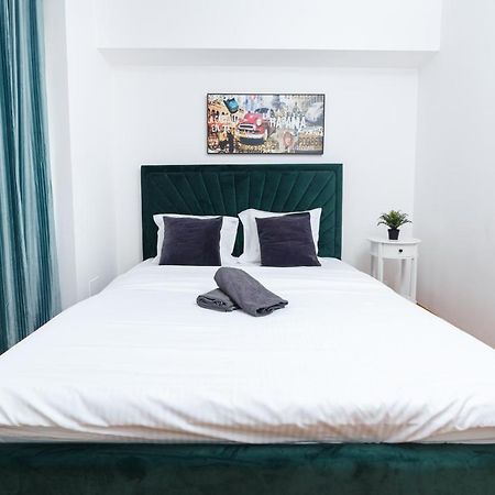 Color Apartments Unirii 14 Blv Букурещ Екстериор снимка