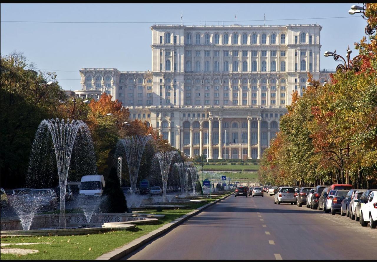 Color Apartments Unirii 14 Blv Букурещ Екстериор снимка